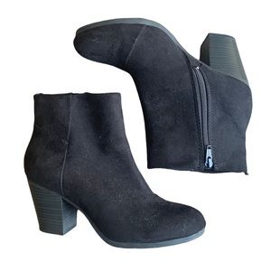 Old Navy Faux-Suede High Heel Ankle Booties Size 7